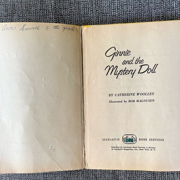 Ginnie and the Mystery Doll By Catherine Woolley Scholastic 1968 - Picture 2 of 6